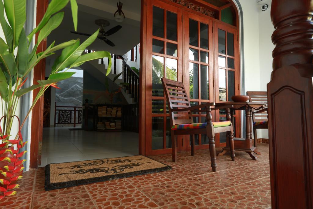 Flamingo Guest House 乌纳瓦图纳 外观 照片