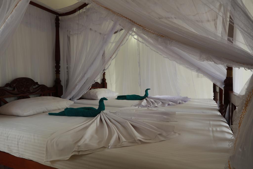 Flamingo Guest House 乌纳瓦图纳 外观 照片