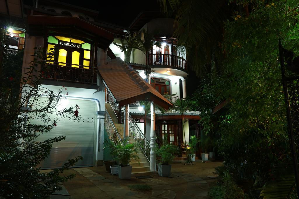 Flamingo Guest House 乌纳瓦图纳 外观 照片